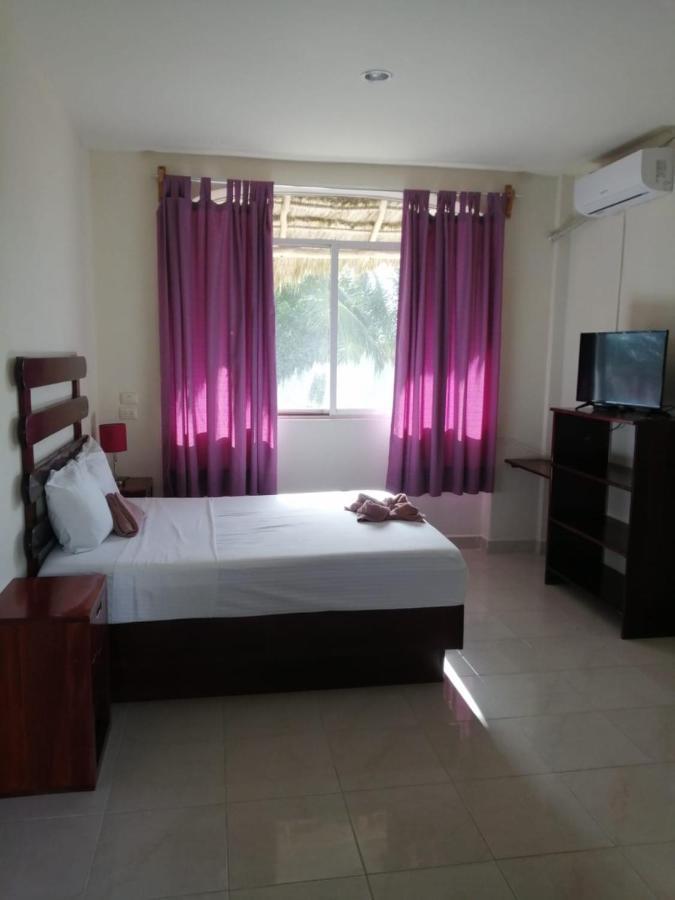 Porto Coral Hotel & Suites Четумаль Экстерьер фото