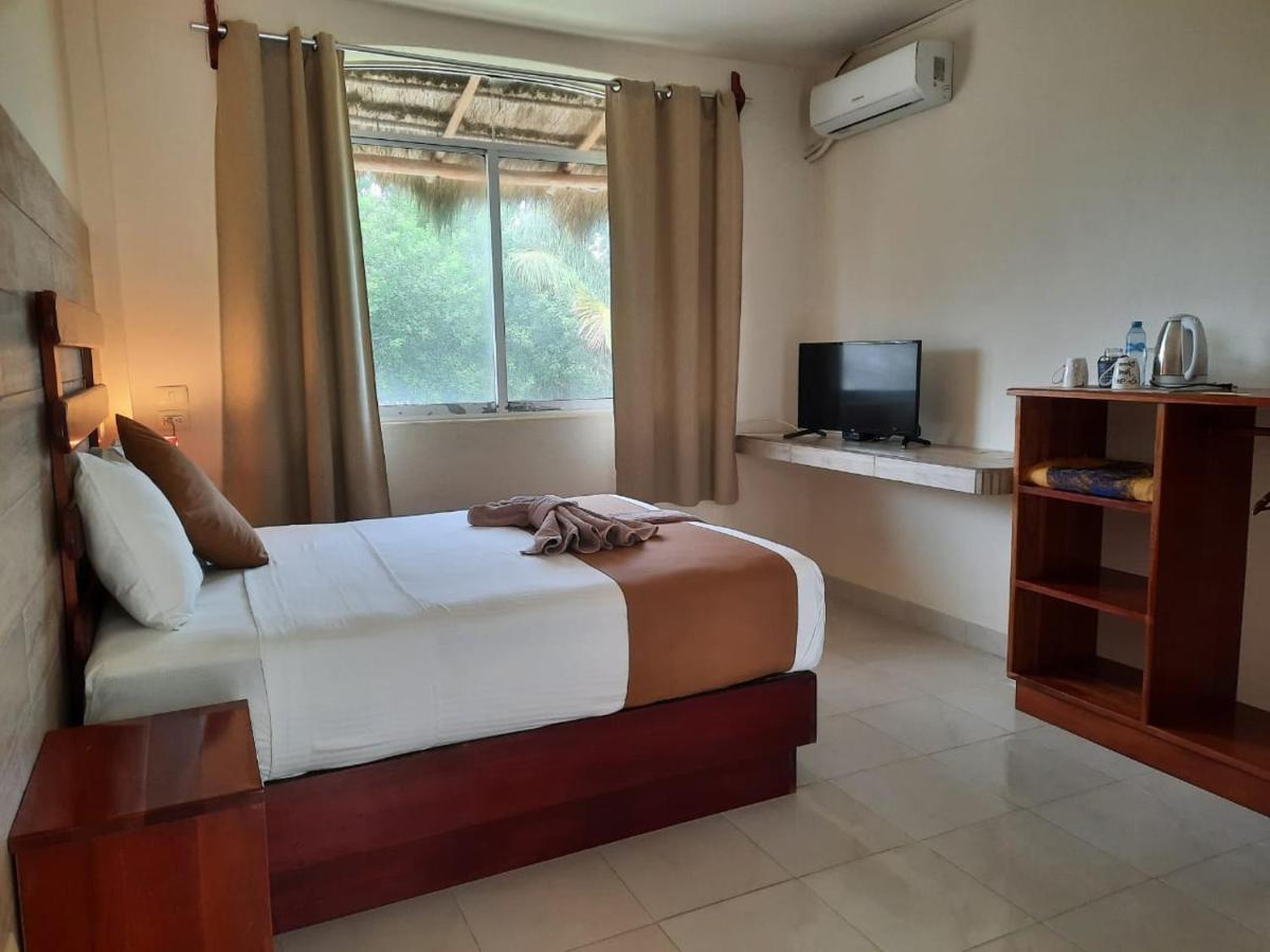 Porto Coral Hotel & Suites Четумаль Экстерьер фото